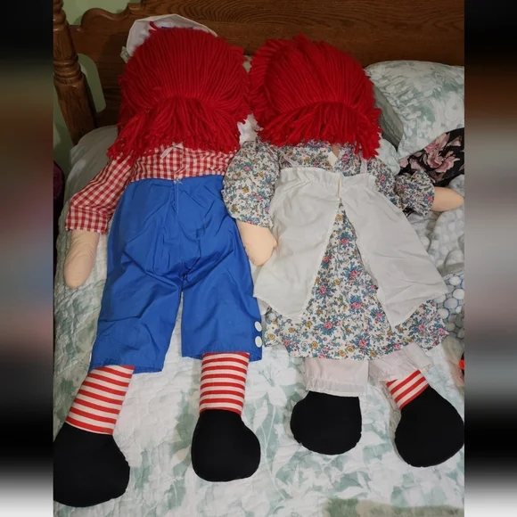 Vintage Raggedy Ann & Andy Large Dolls & comforter - Picture 2 of 12